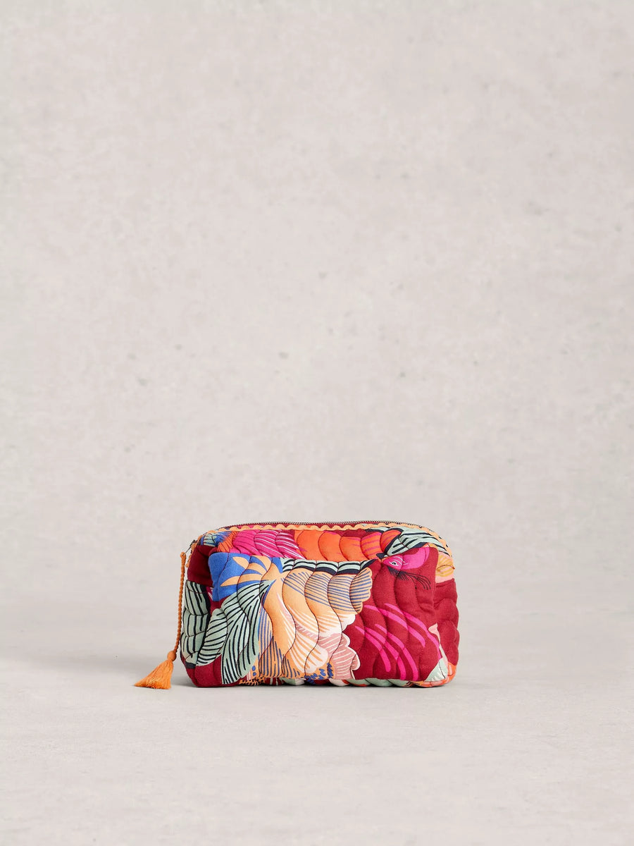 Shelby Quilted Wash Bag
