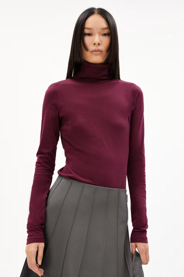 Graziliaa Turtleneck