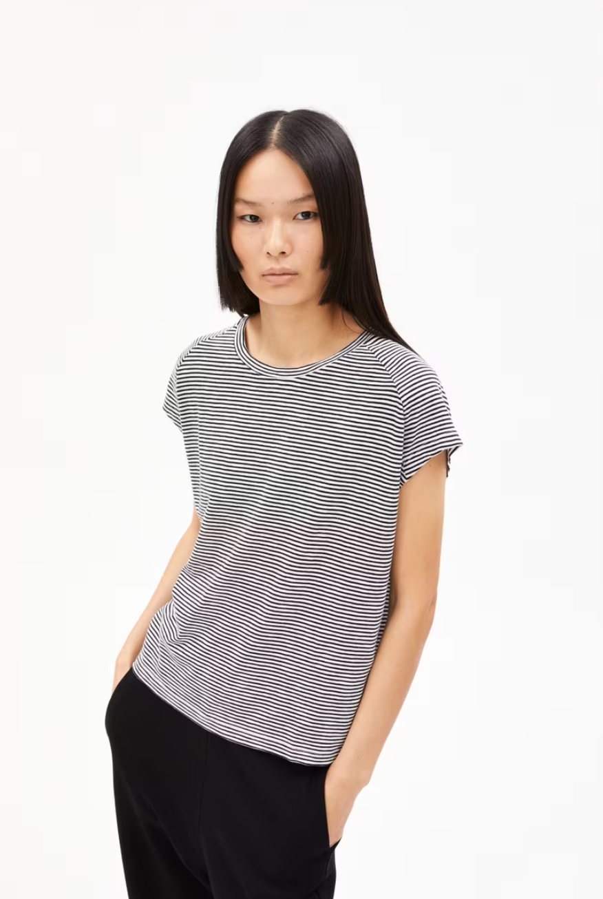 Oneliaa Short Sleeve T-shirt