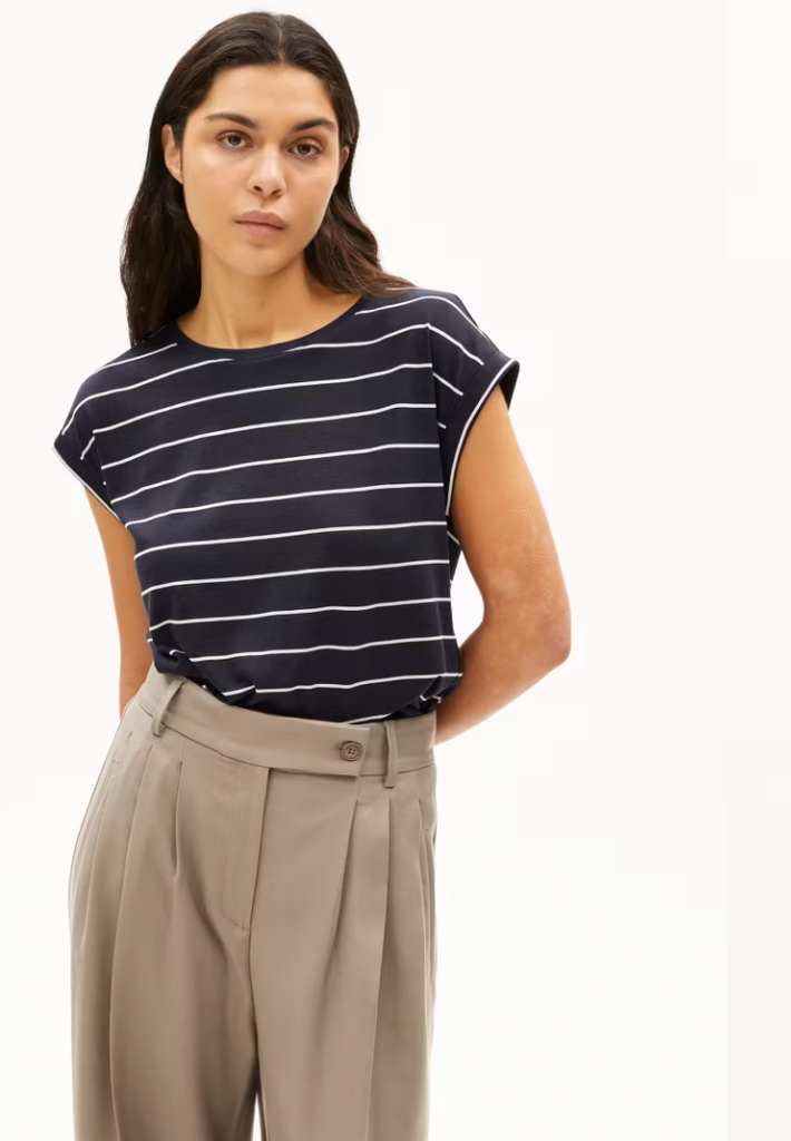 Jilaana T-shirt