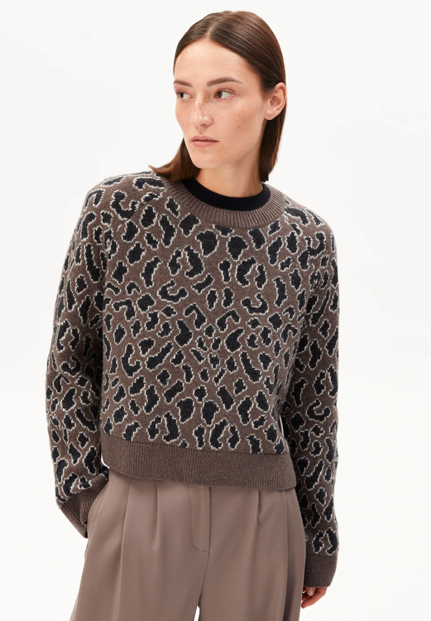 Diliriaa Leopaa Sweater