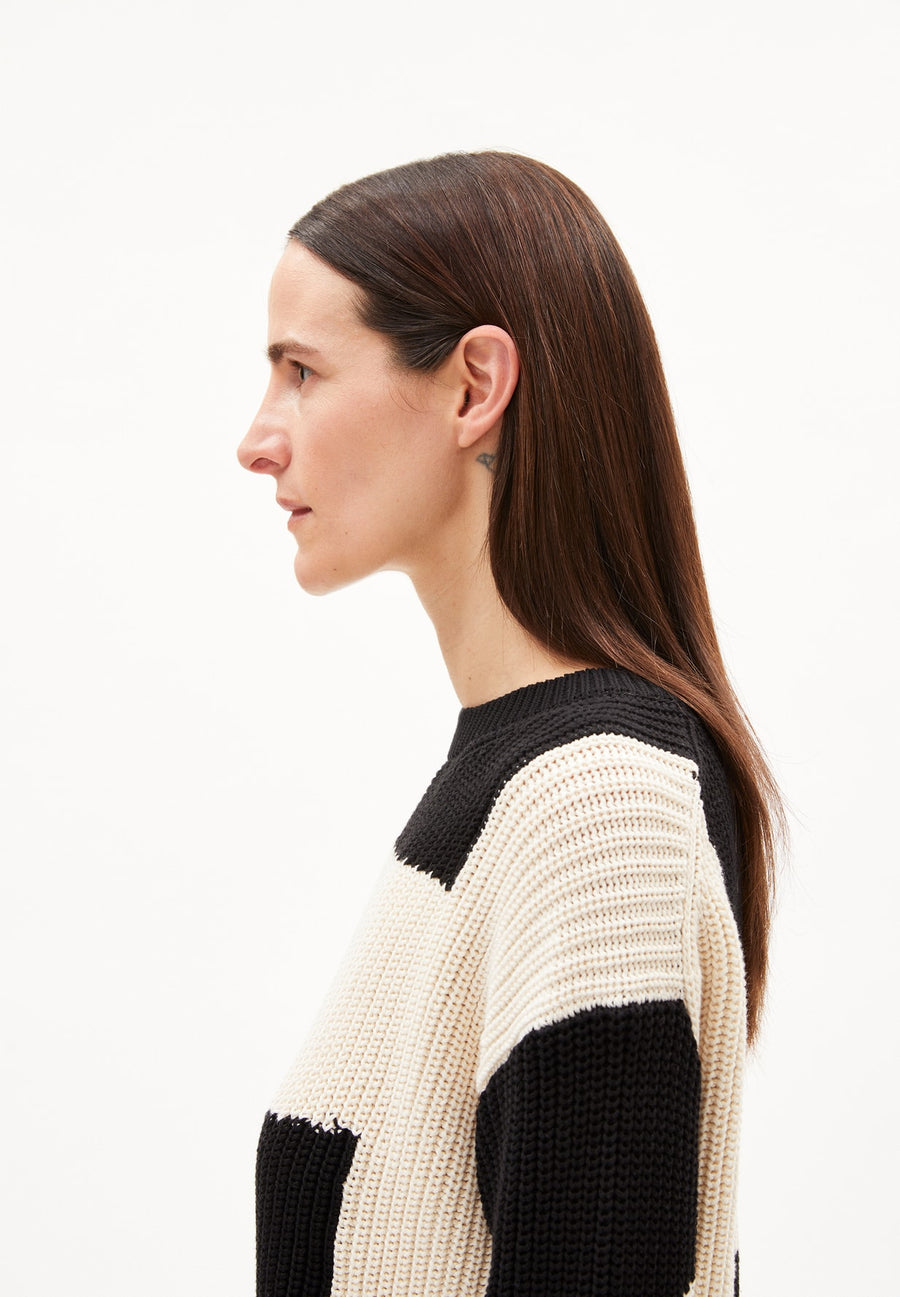 Nuriaas Block Stripe Sweater